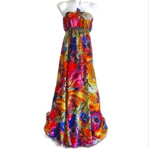 Beautiful Strapless 100% polyester dress